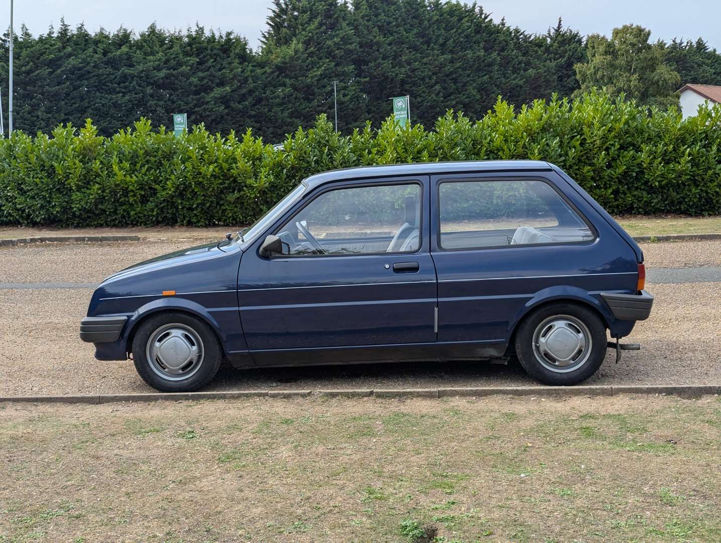 <p>1985 AUSTIN METRO L</p>