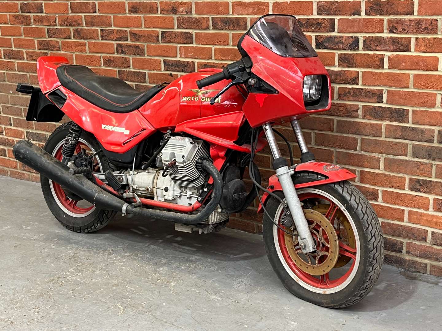 <p>1984 MOTO GUZZI V35</p>