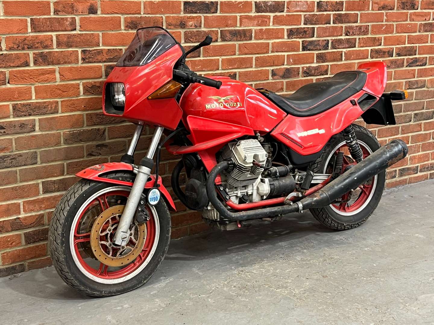 <p>1984 MOTO GUZZI V35</p>