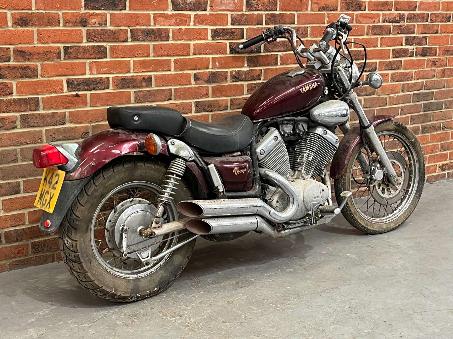 <p>1993 YAMAHA VIRAGO</p>