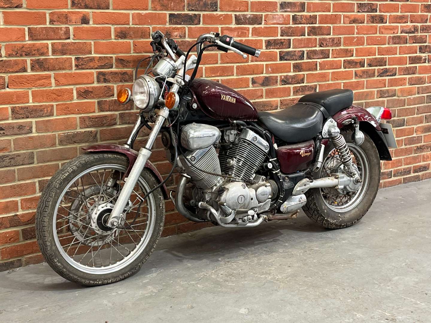 <p>1993 YAMAHA VIRAGO</p>