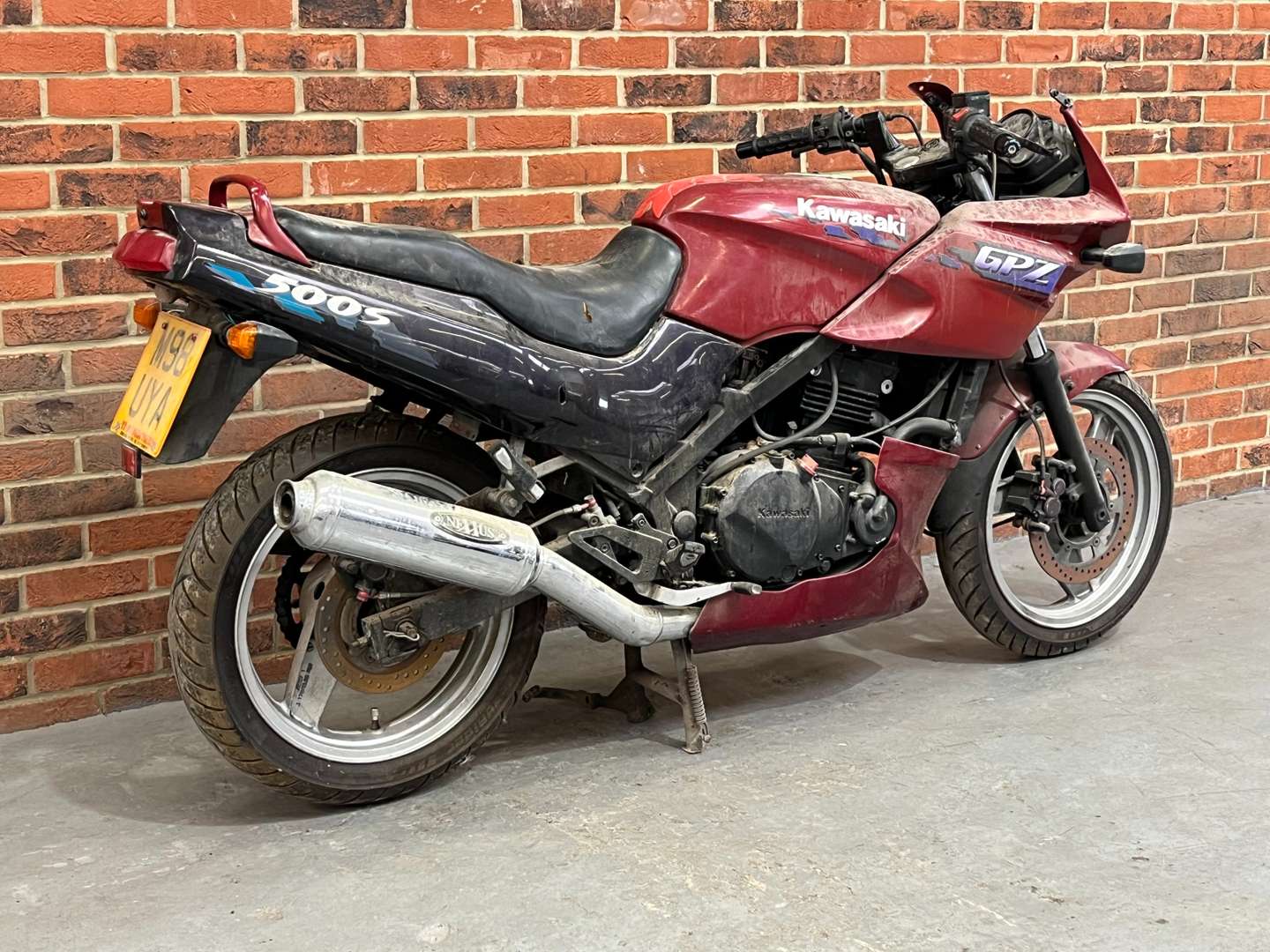 <p>1995 KAWASAKI GPZ 500S</p>