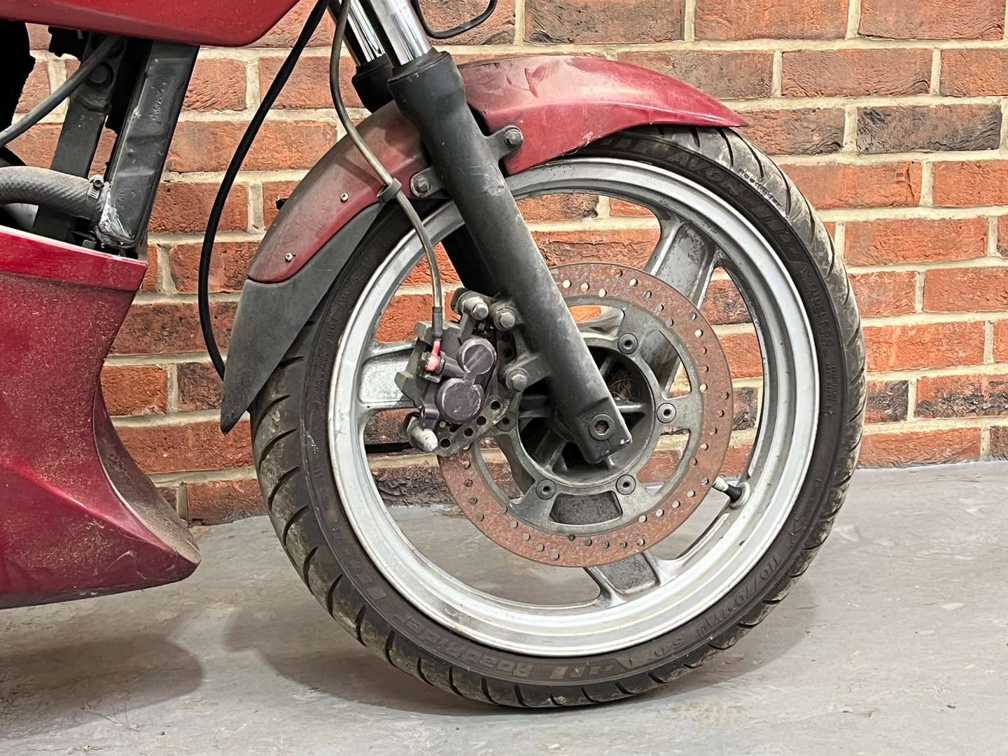 <p>1995 KAWASAKI GPZ 500S</p>