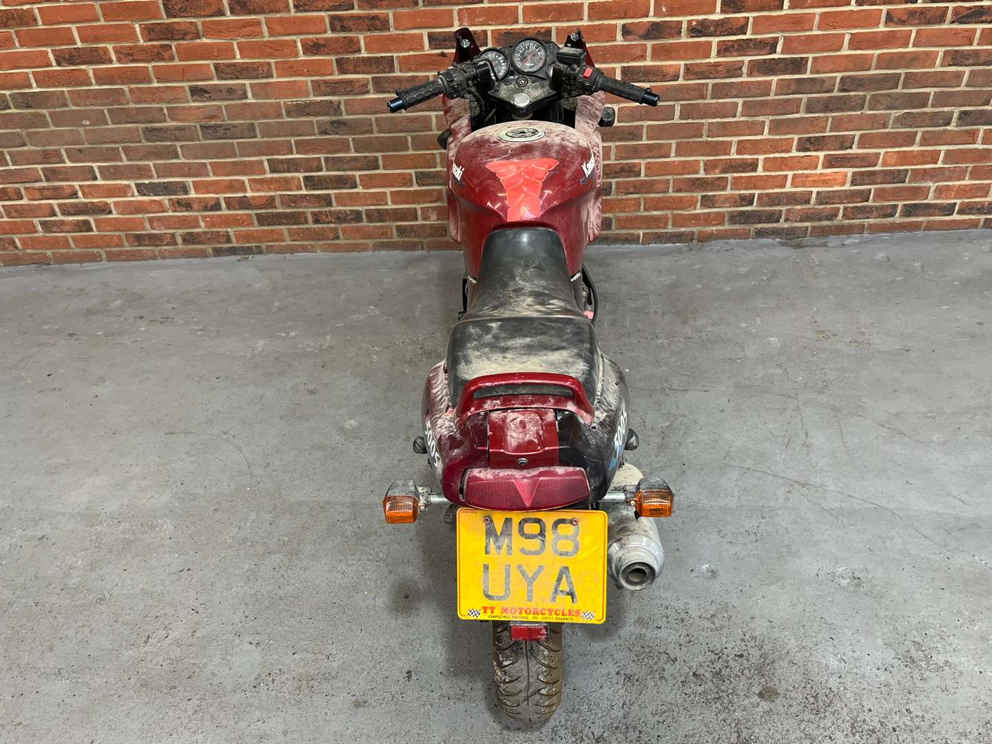 <p>1995 KAWASAKI GPZ 500S</p>