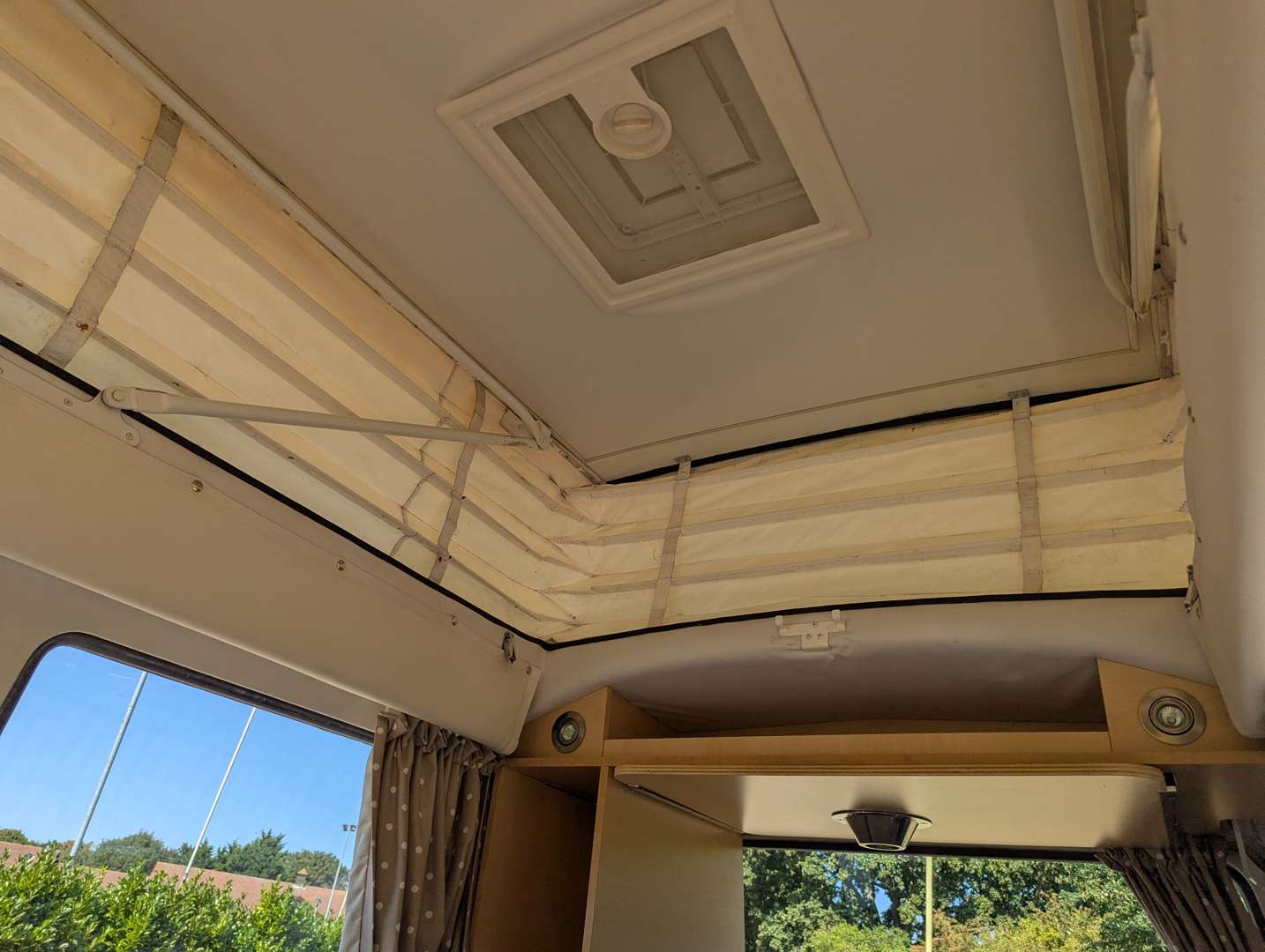 <p>1978 VW T2 CAMPER</p>