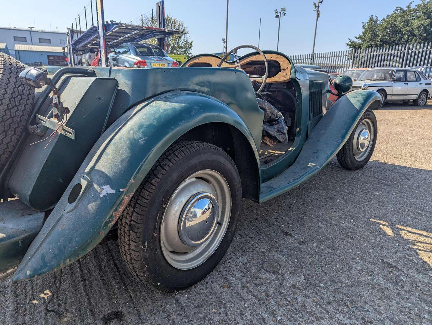 <p>1952 MG TD</p>