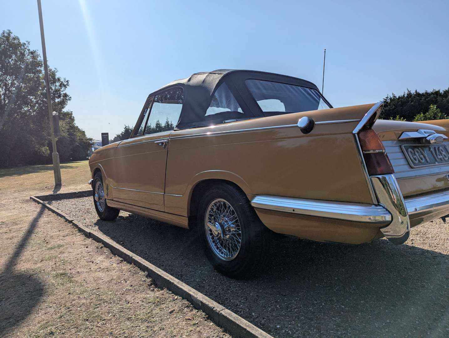 <p>1971 TRIUMPH VITESSE</p>