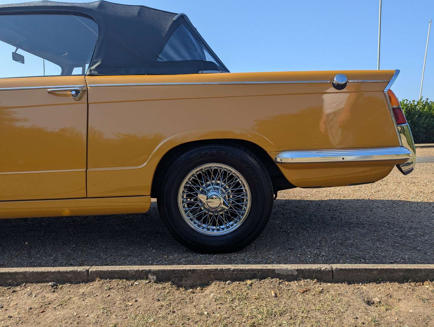 <p>1971 TRIUMPH VITESSE</p>