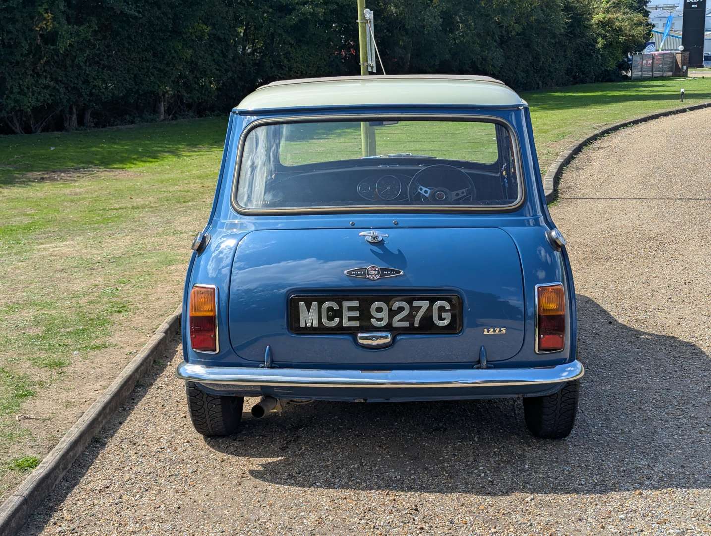 <p>1969 MORRIS MINI COOPER S</p>