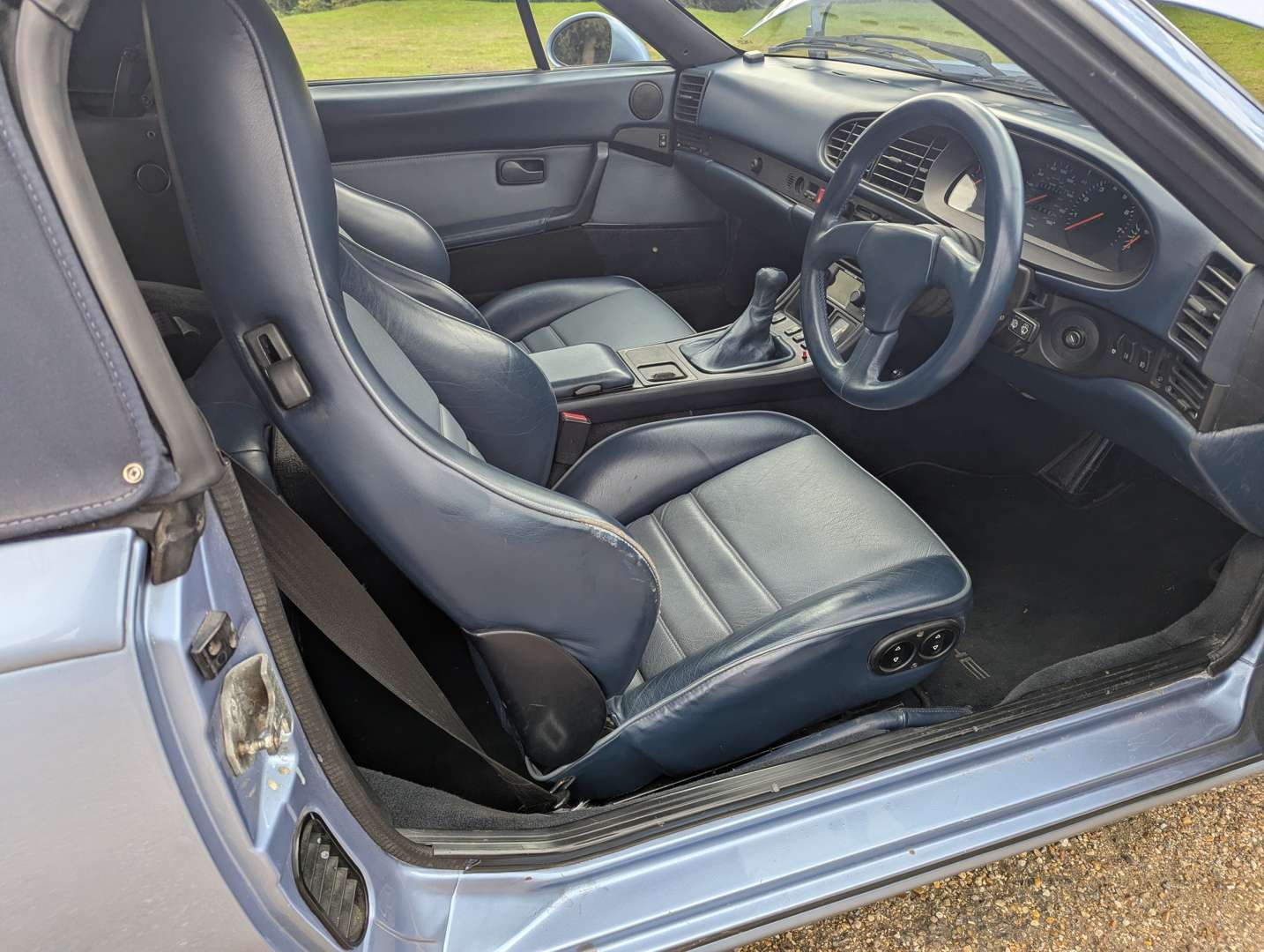 <p>1992 PORSCHE 968 CABRIOLET</p>