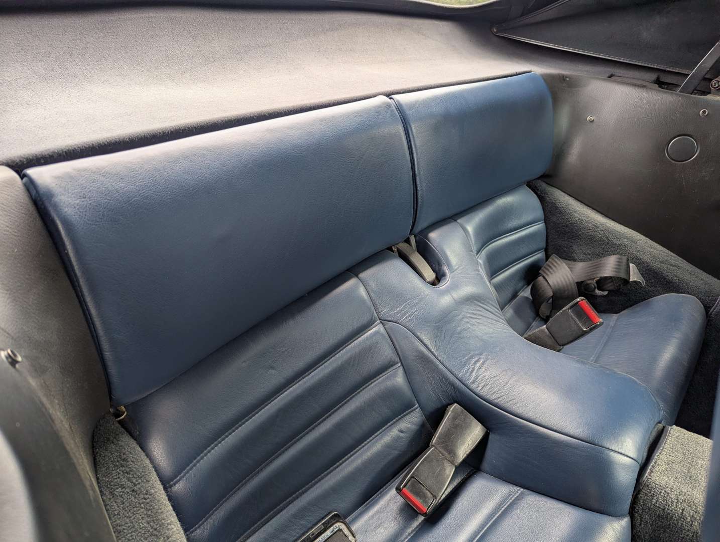 <p>1992 PORSCHE 968 CABRIOLET</p>