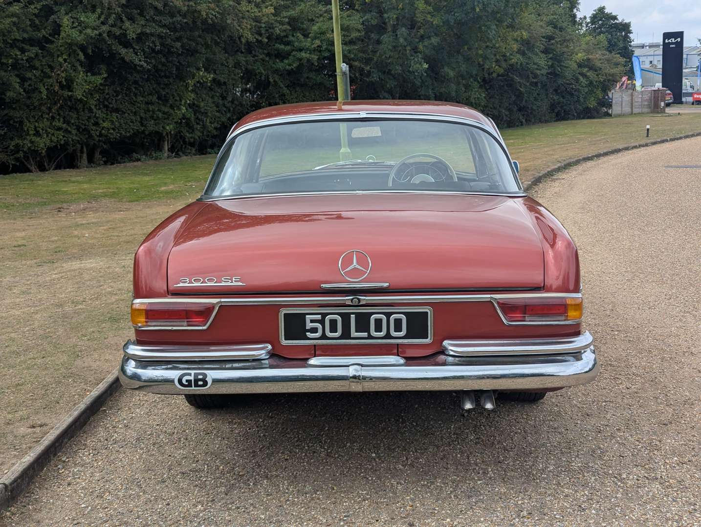 <p>1966 MERCEDES 300 SE COUPE</p>