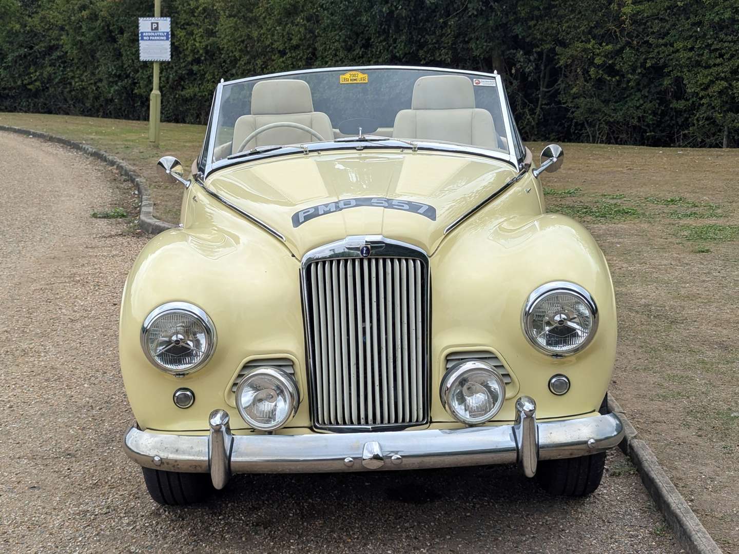 <p>1954 SUNBEAM ALPINE</p>