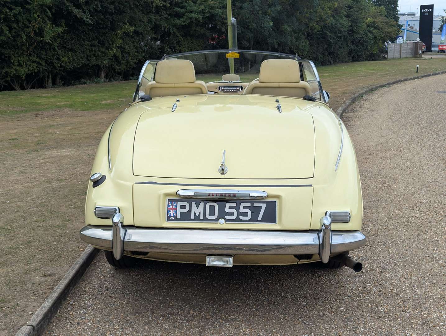 <p>1954 SUNBEAM ALPINE</p>