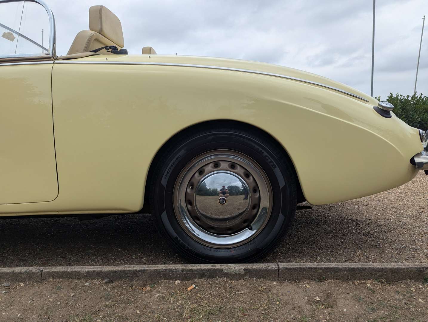 <p>1954 SUNBEAM ALPINE</p>