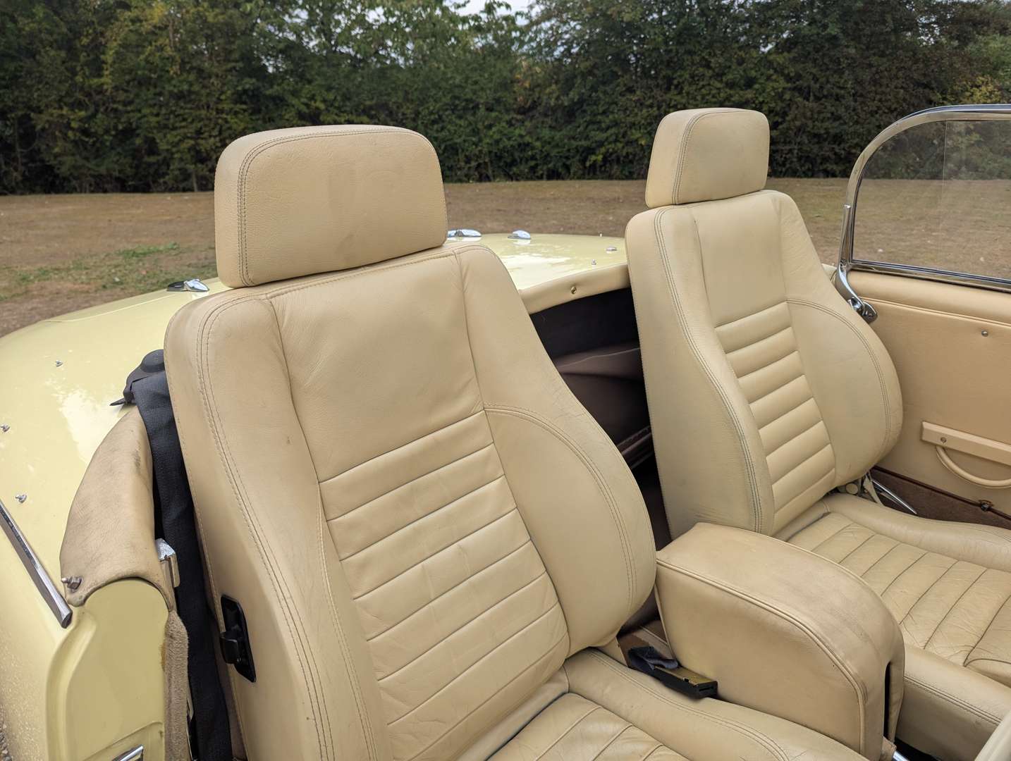 <p>1954 SUNBEAM ALPINE</p>