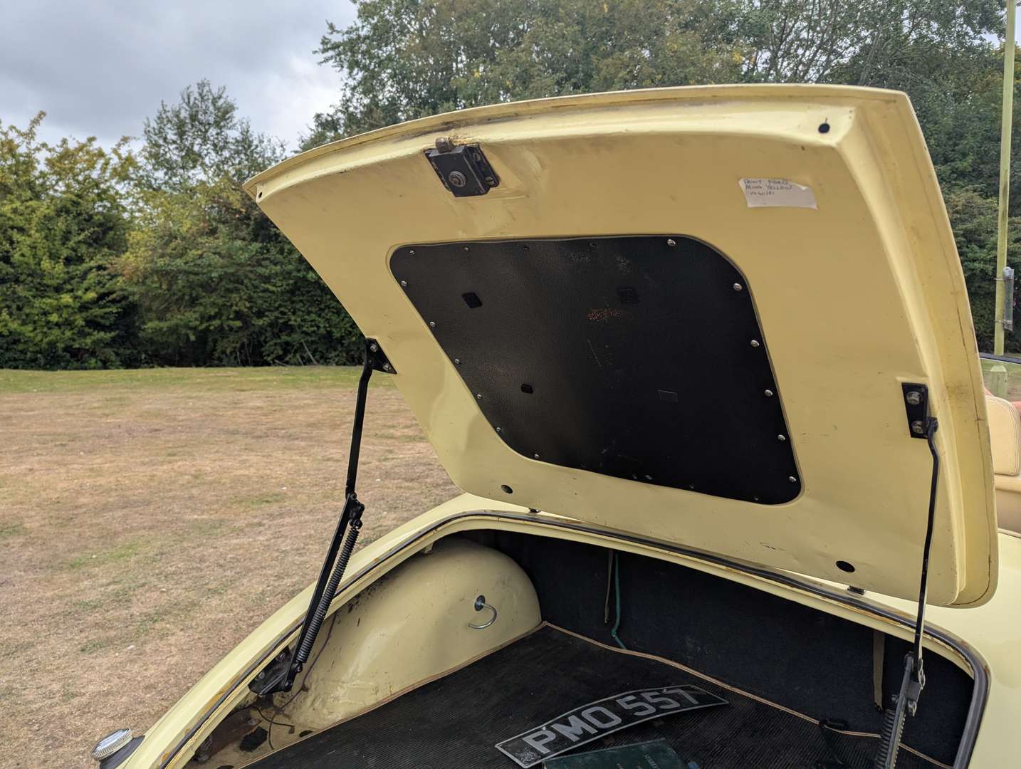 <p>1954 SUNBEAM ALPINE</p>