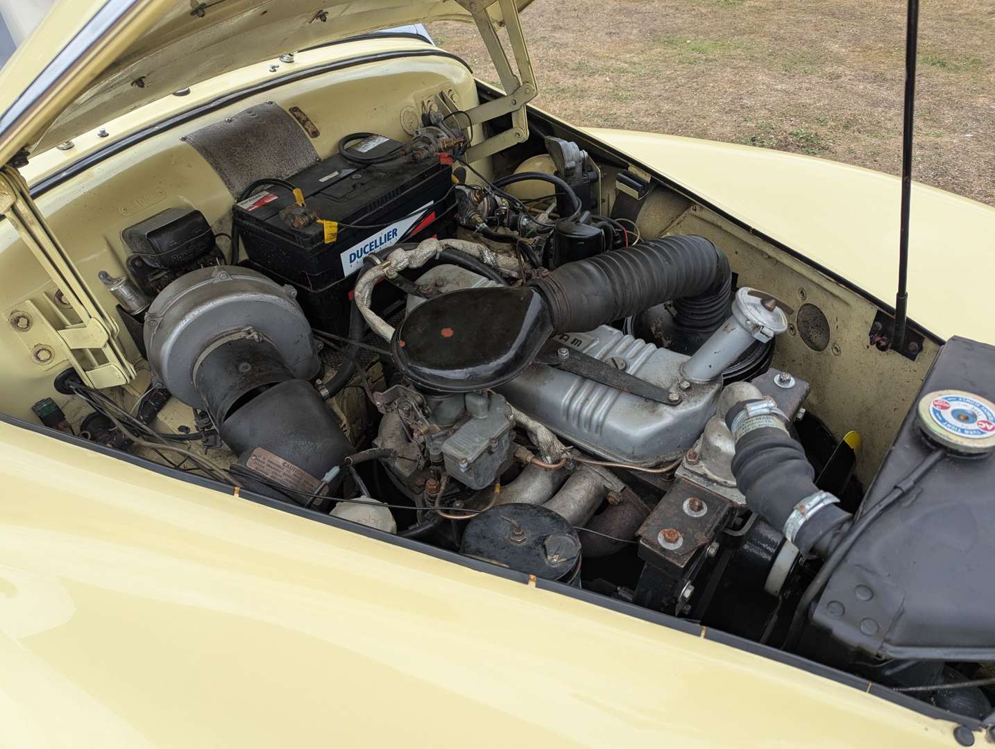 <p>1954 SUNBEAM ALPINE</p>