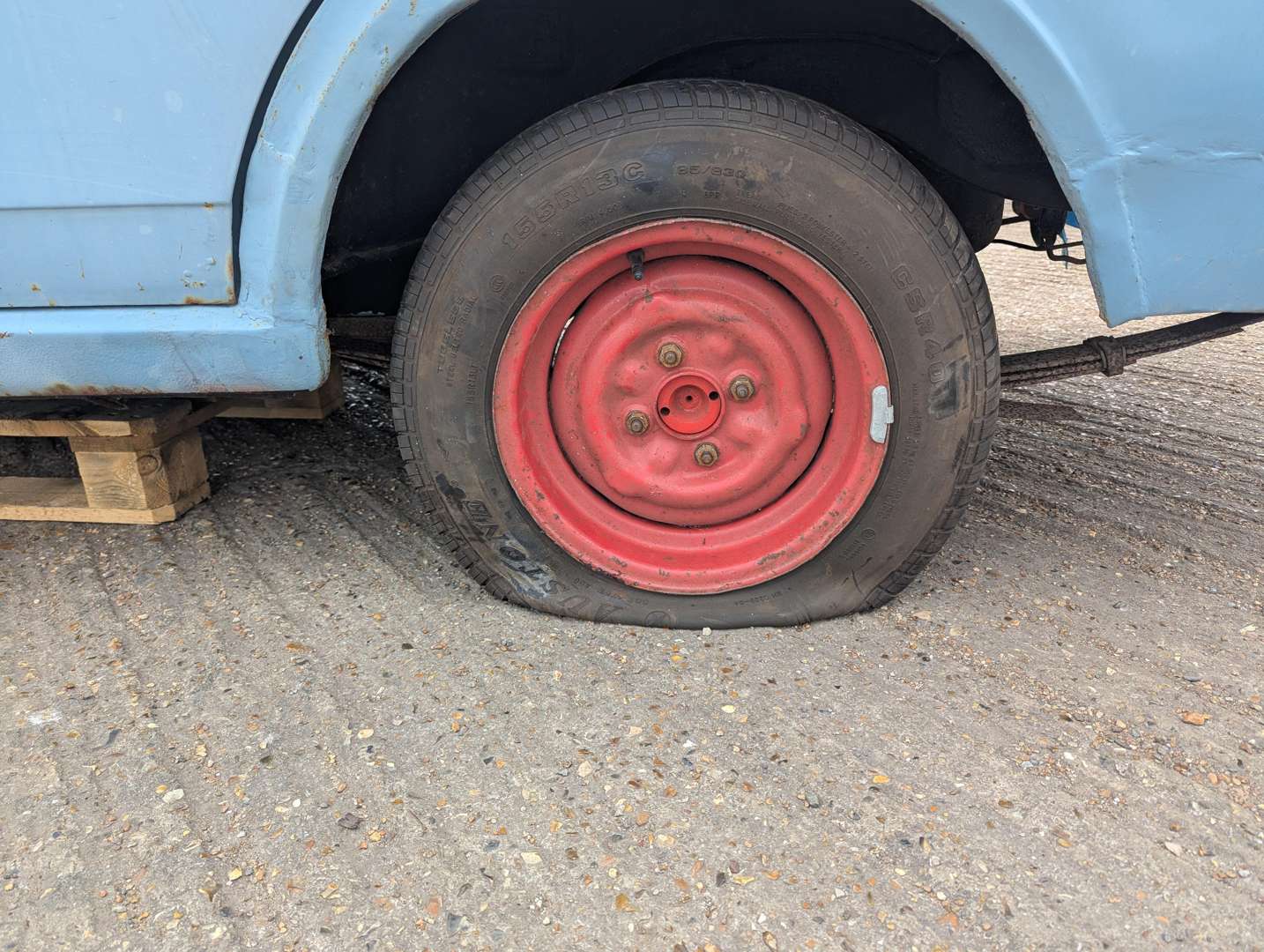 <p>1970 FORD CORTINA ESTATE</p>