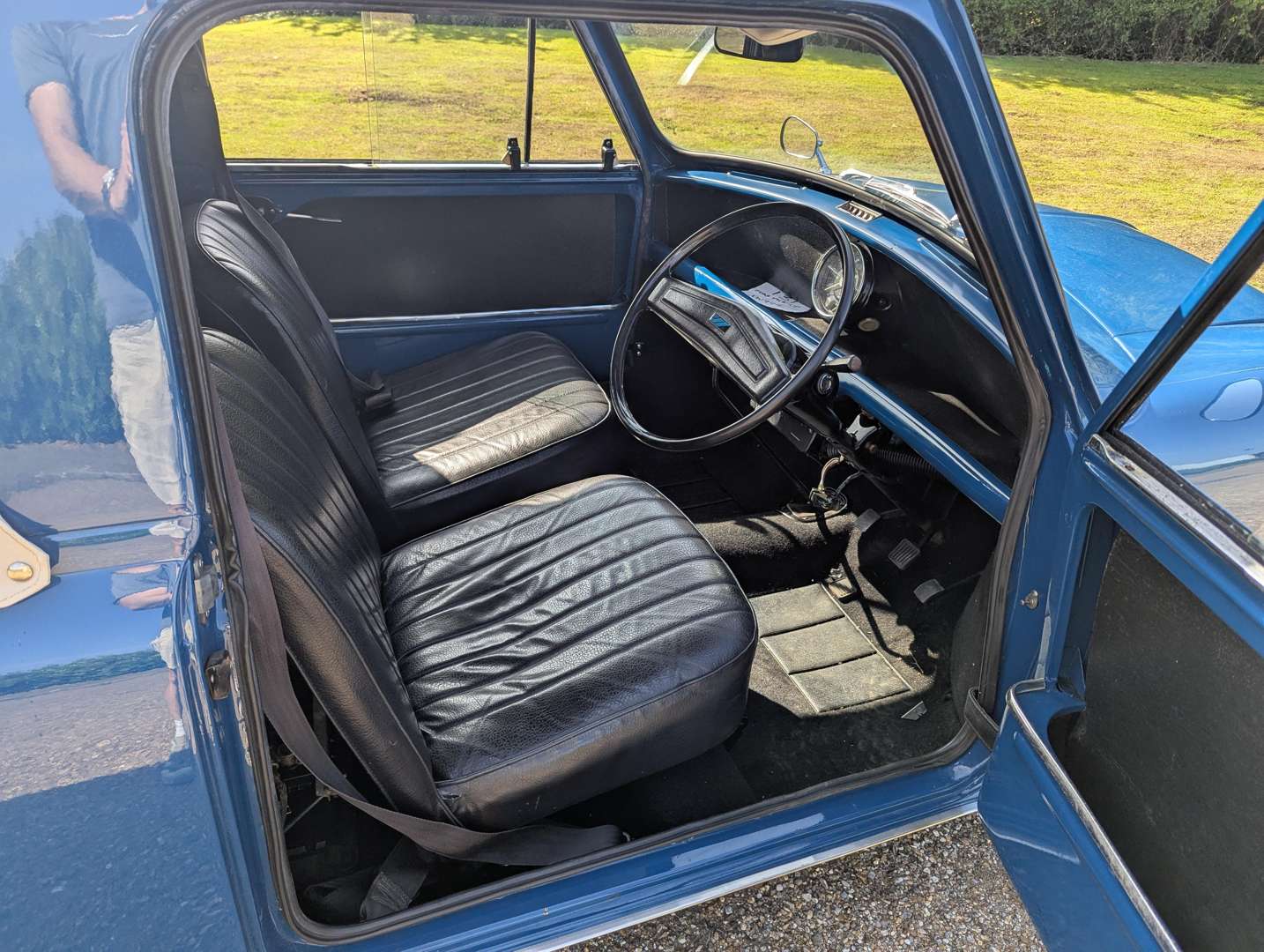 <p>1972 AUSTIN MINI PICK-UP</p>