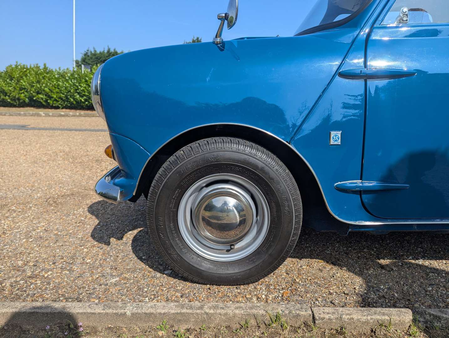 <p>1972 AUSTIN MINI PICK-UP</p>