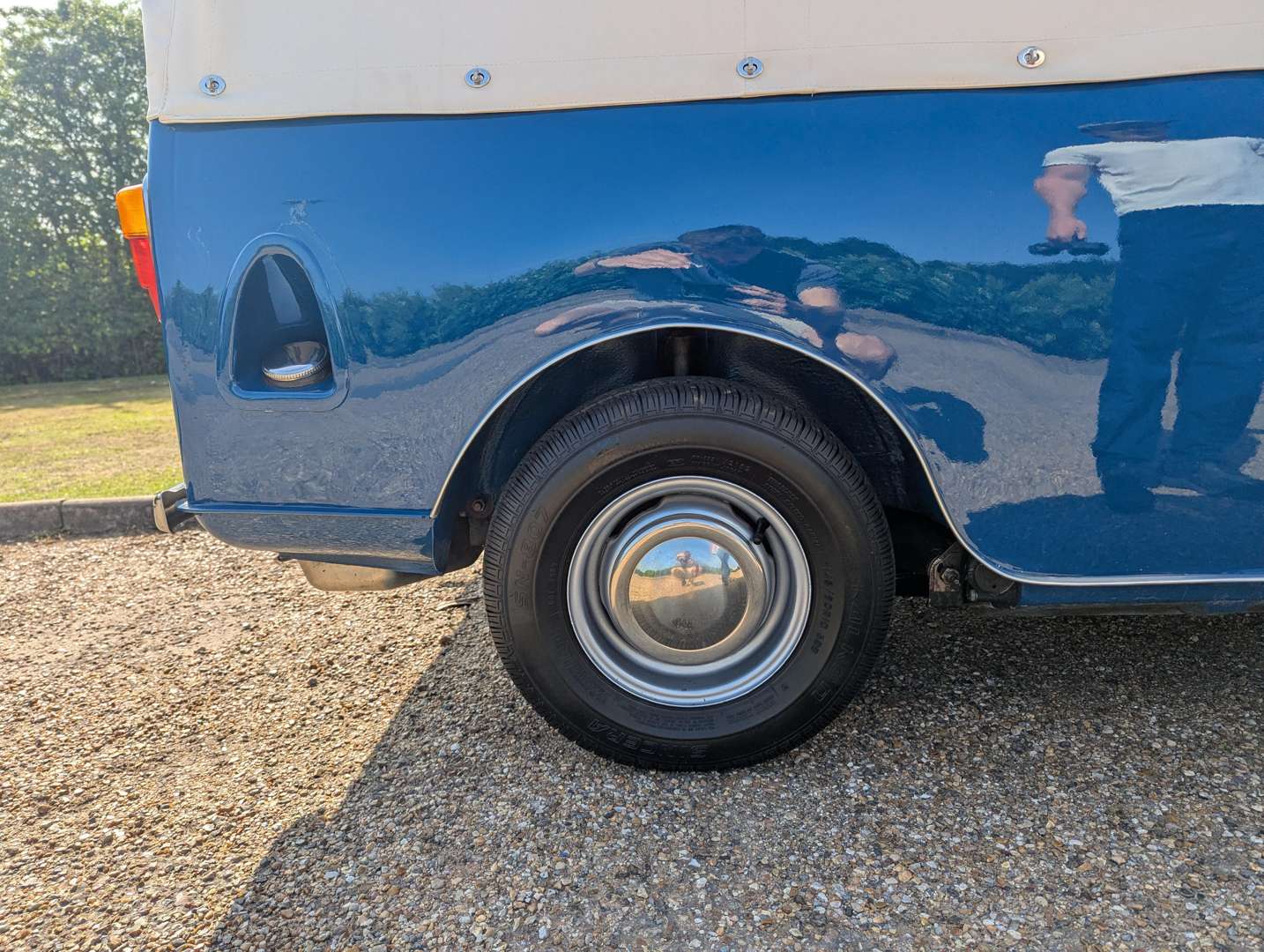 <p>1972 AUSTIN MINI PICK-UP</p>