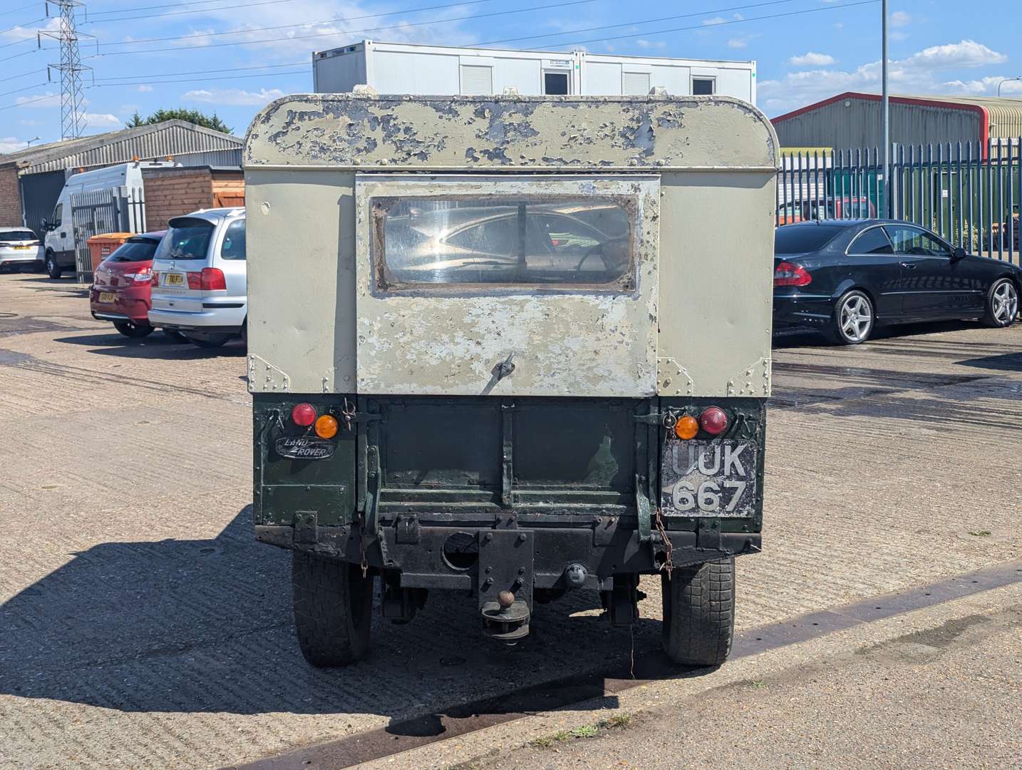<p>1957 LAND ROVER HARD TOP SERIES I</p>