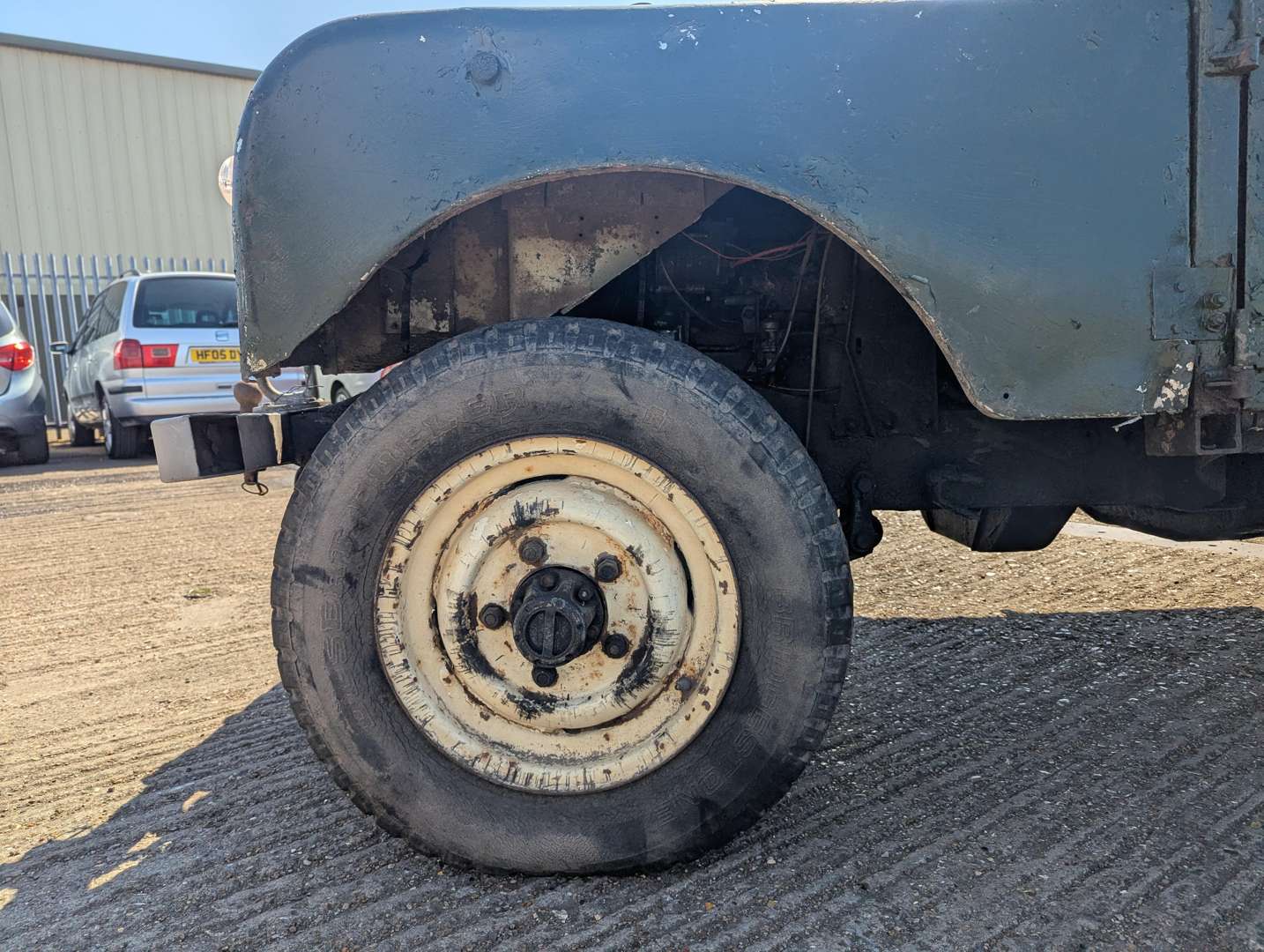 <p>1957 LAND ROVER HARD TOP SERIES I</p>