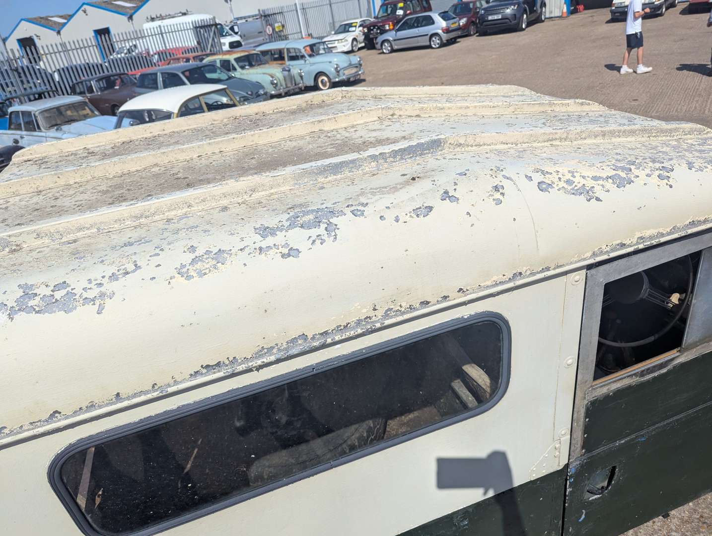 <p>1957 LAND ROVER HARD TOP SERIES I</p>