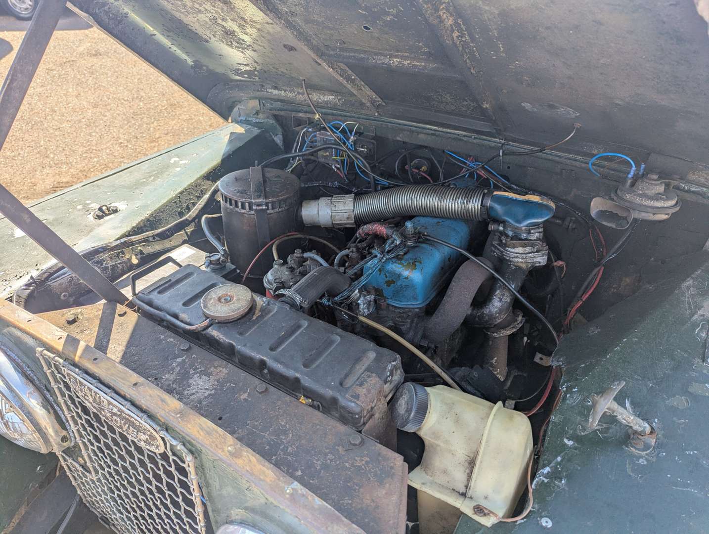 <p>1957 LAND ROVER HARD TOP SERIES I</p>