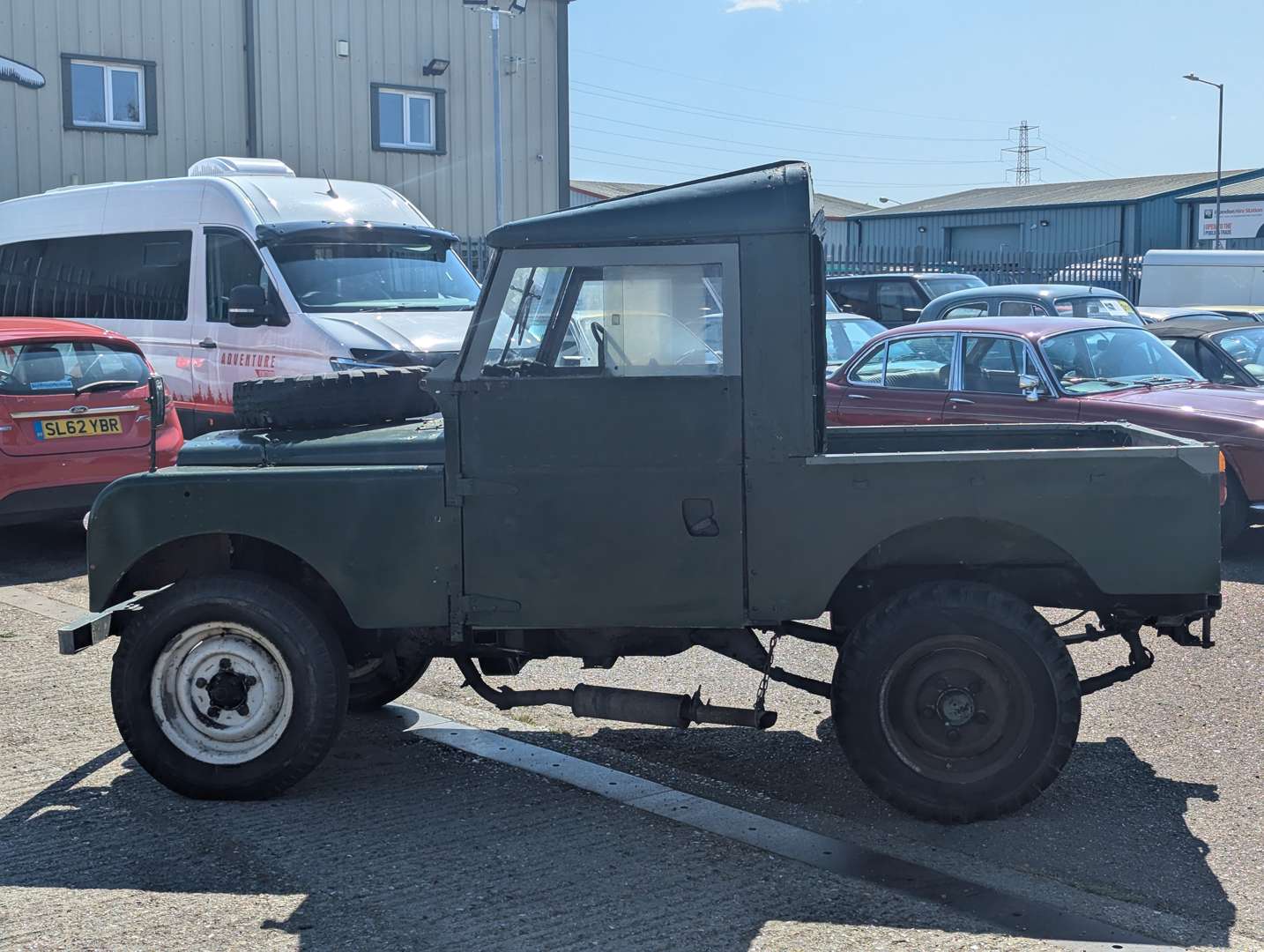 <p>1955 LAND ROVER SWB SERIES I</p>