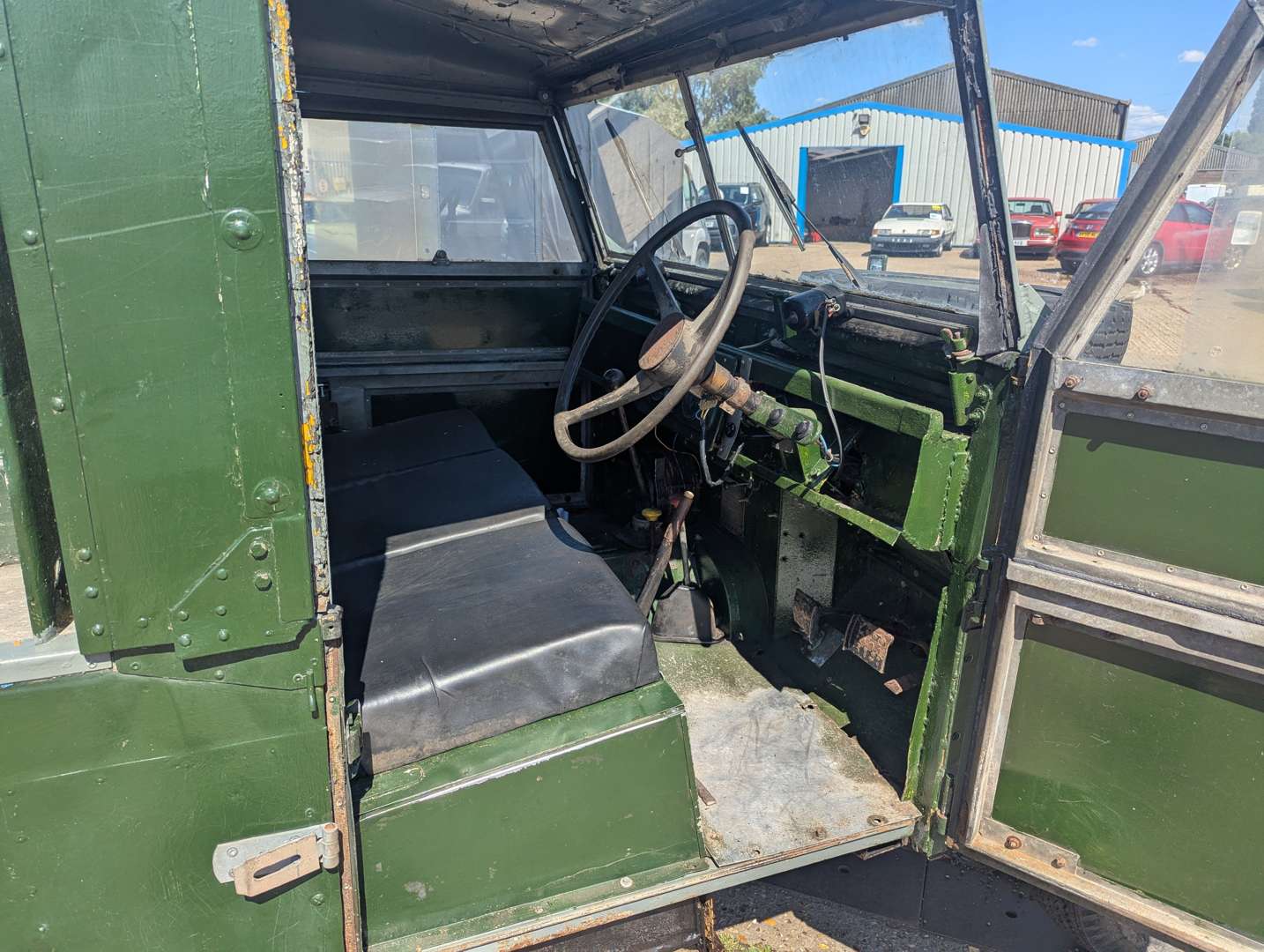 <p>1955 LAND ROVER SWB SERIES I</p>