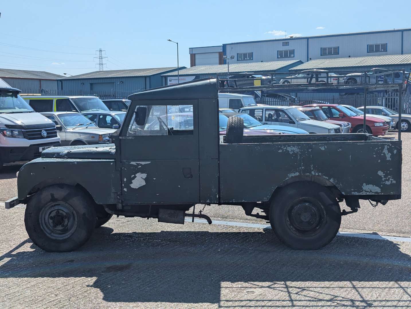 <p>1954 LAND ROVER LWB SERIES I</p>
