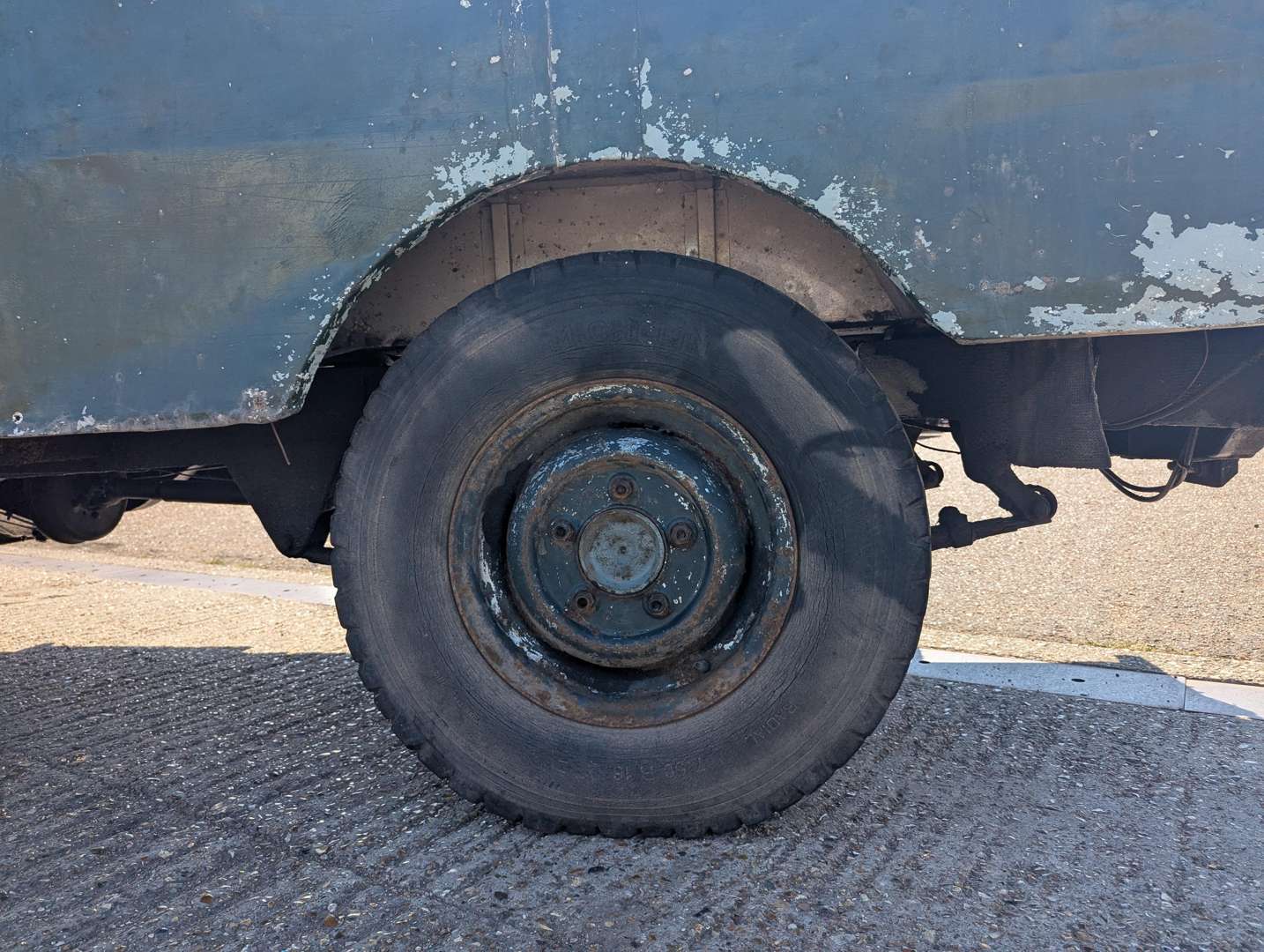 <p>1954 LAND ROVER LWB SERIES I</p>