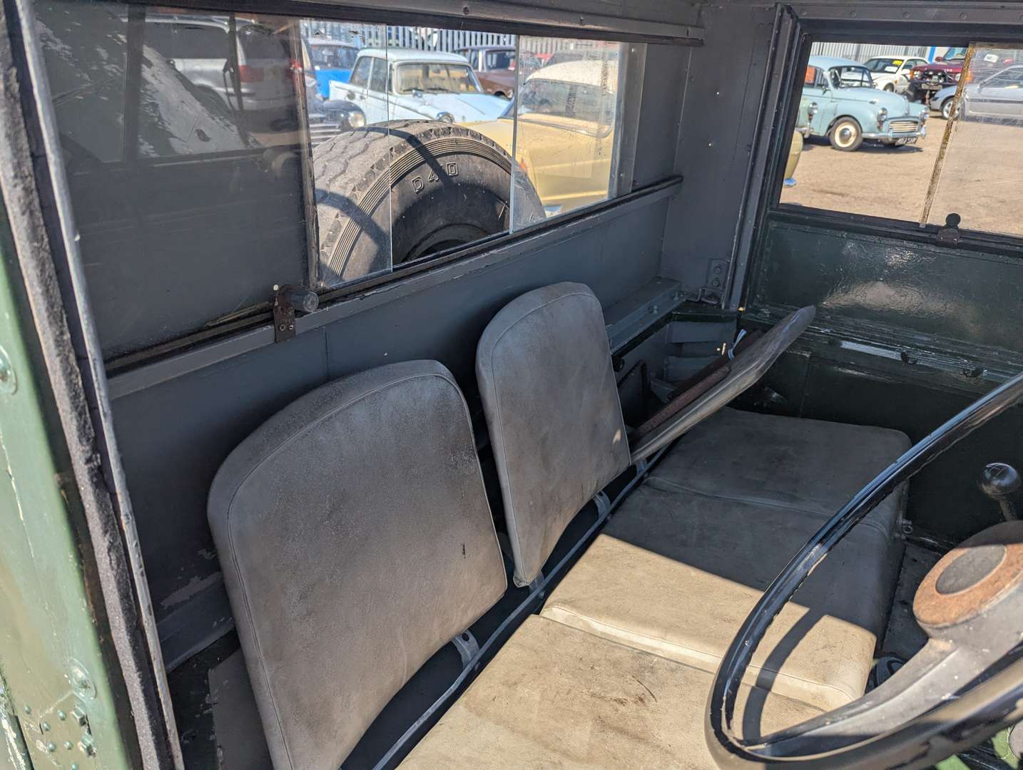 <p>1954 LAND ROVER LWB SERIES I</p>