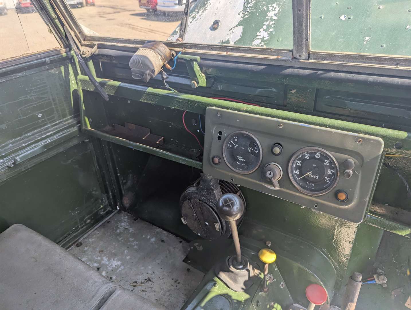 <p>1954 LAND ROVER LWB SERIES I</p>