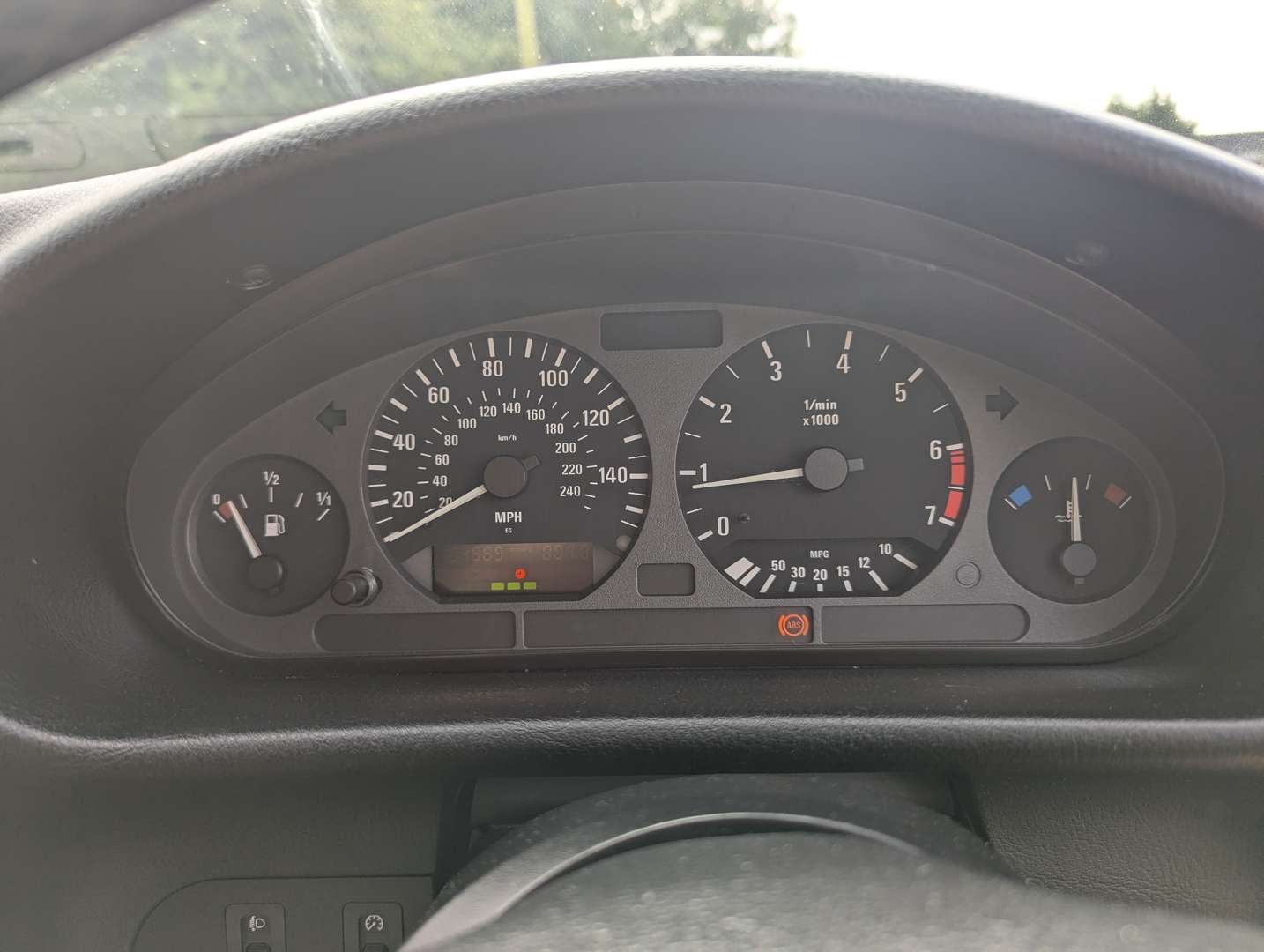 <p>1997 BMW 318I TOURING AUTO</p>