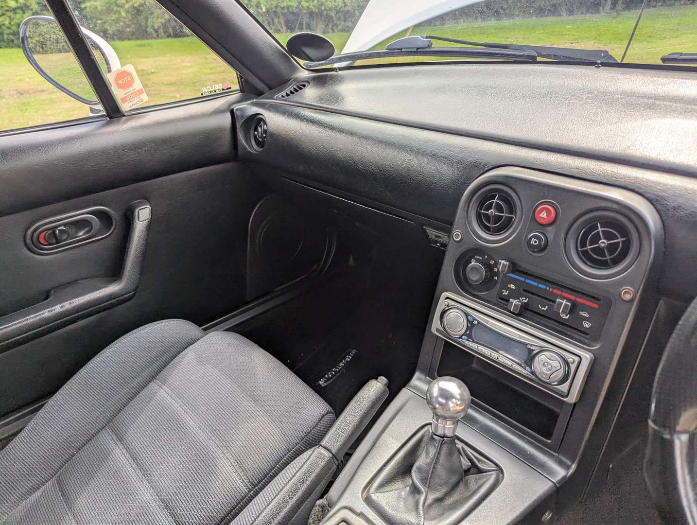 <p>1990 MAZDA MX-5</p>