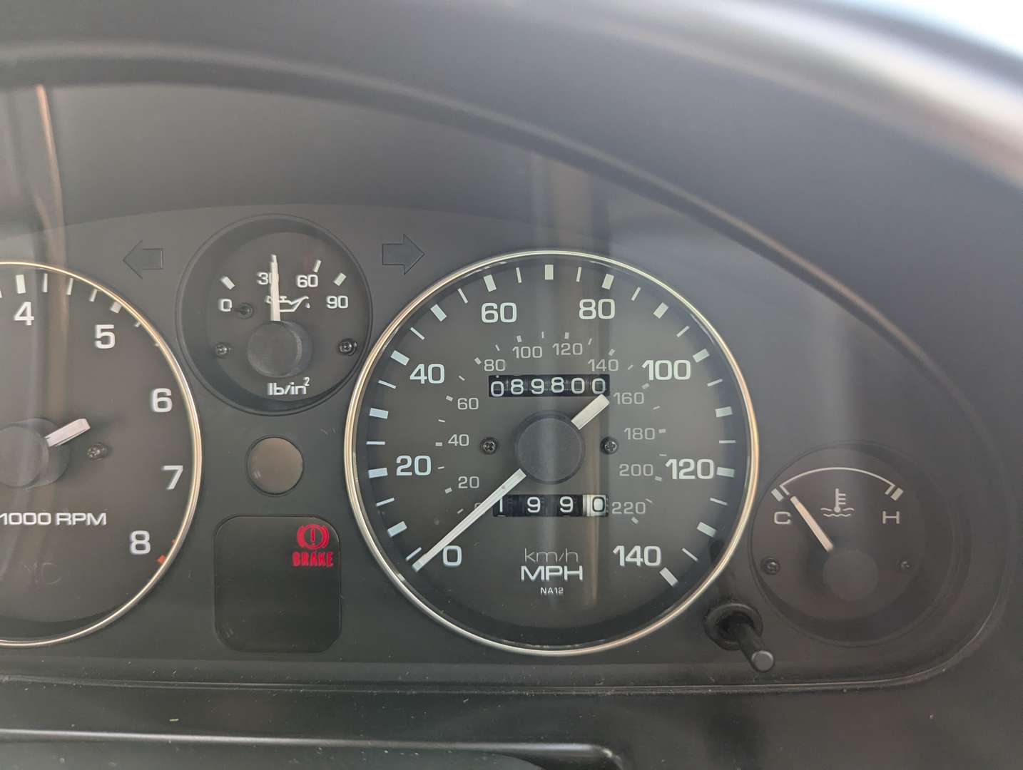 <p>1990 MAZDA MX-5</p>