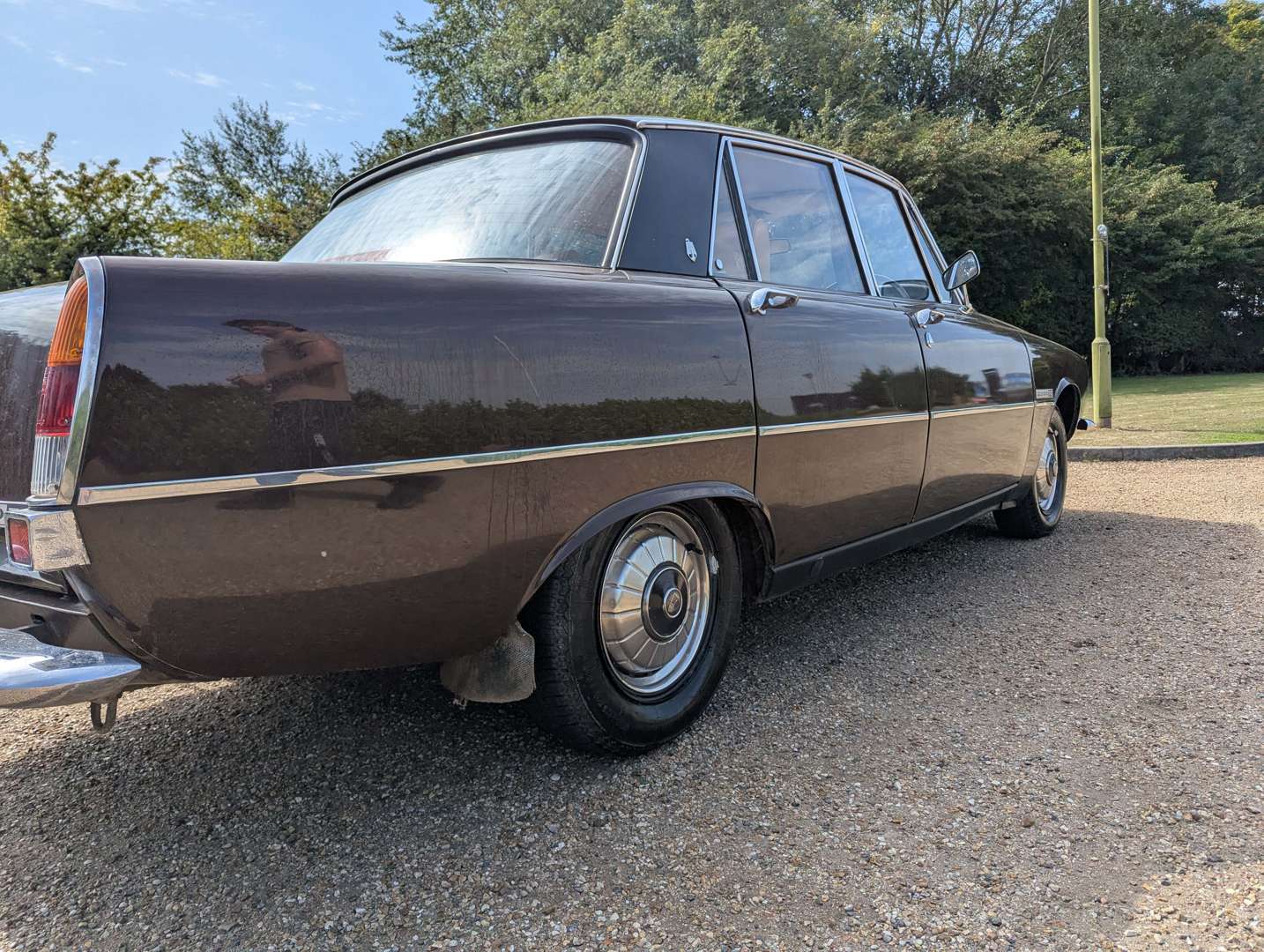 <p>1975 ROVER P6 2200 TC</p>