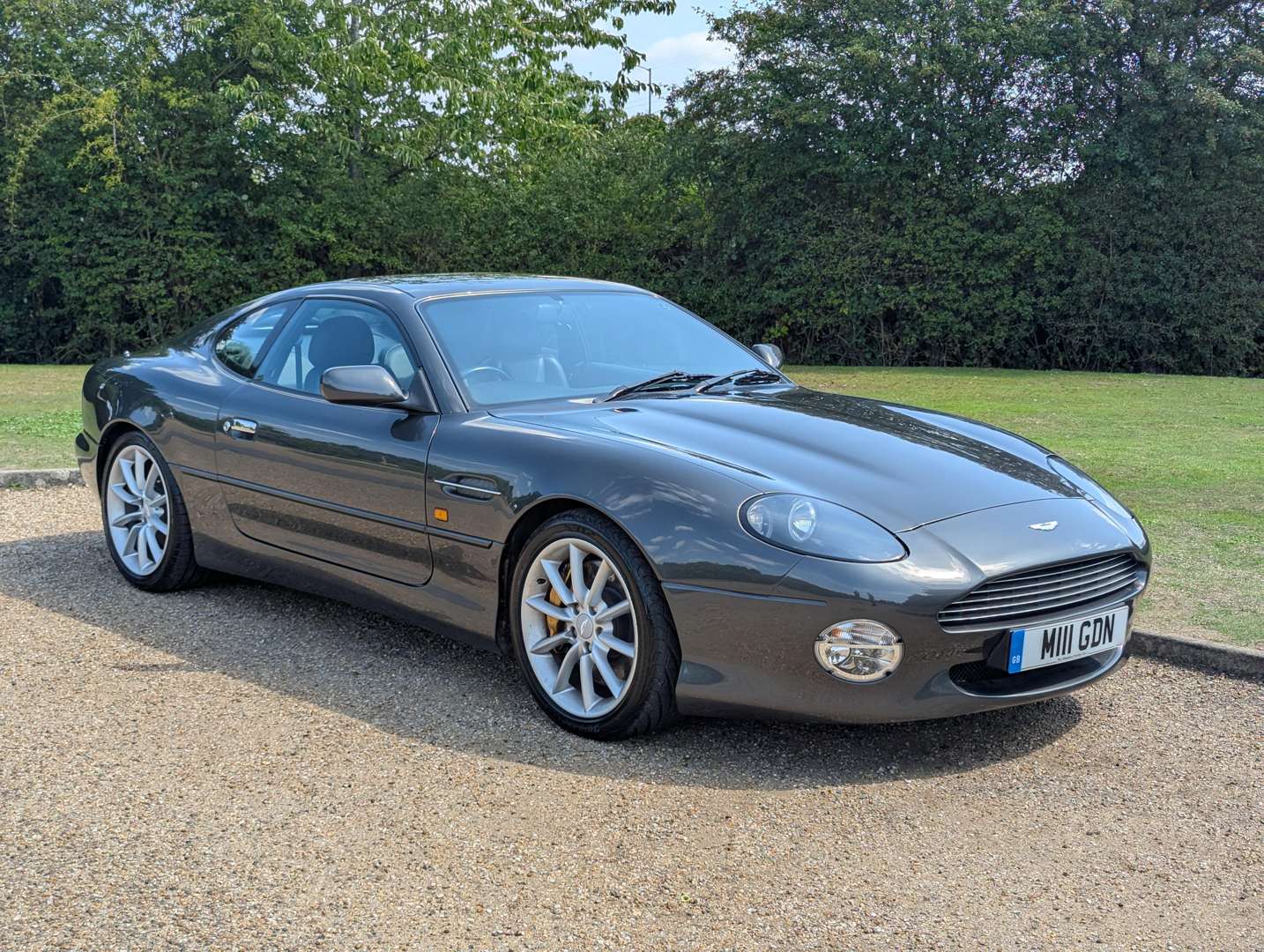 <p>2001 ASTON MARTIN DB7 VANTAGE</p>