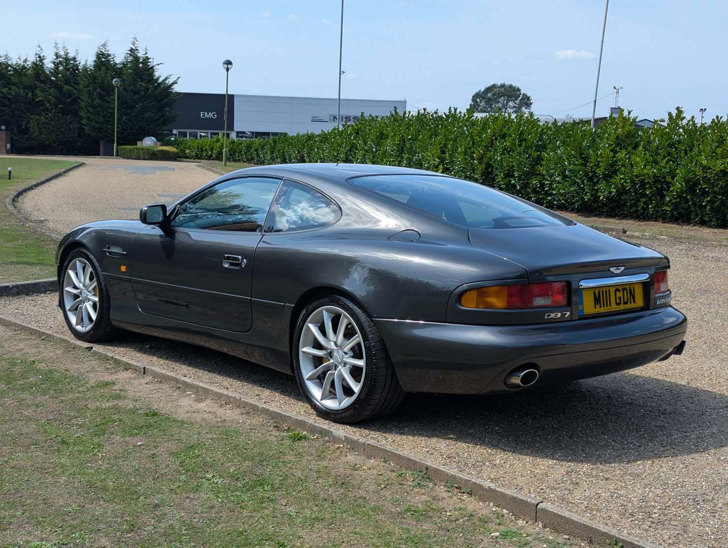 <p>2001 ASTON MARTIN DB7 VANTAGE</p>