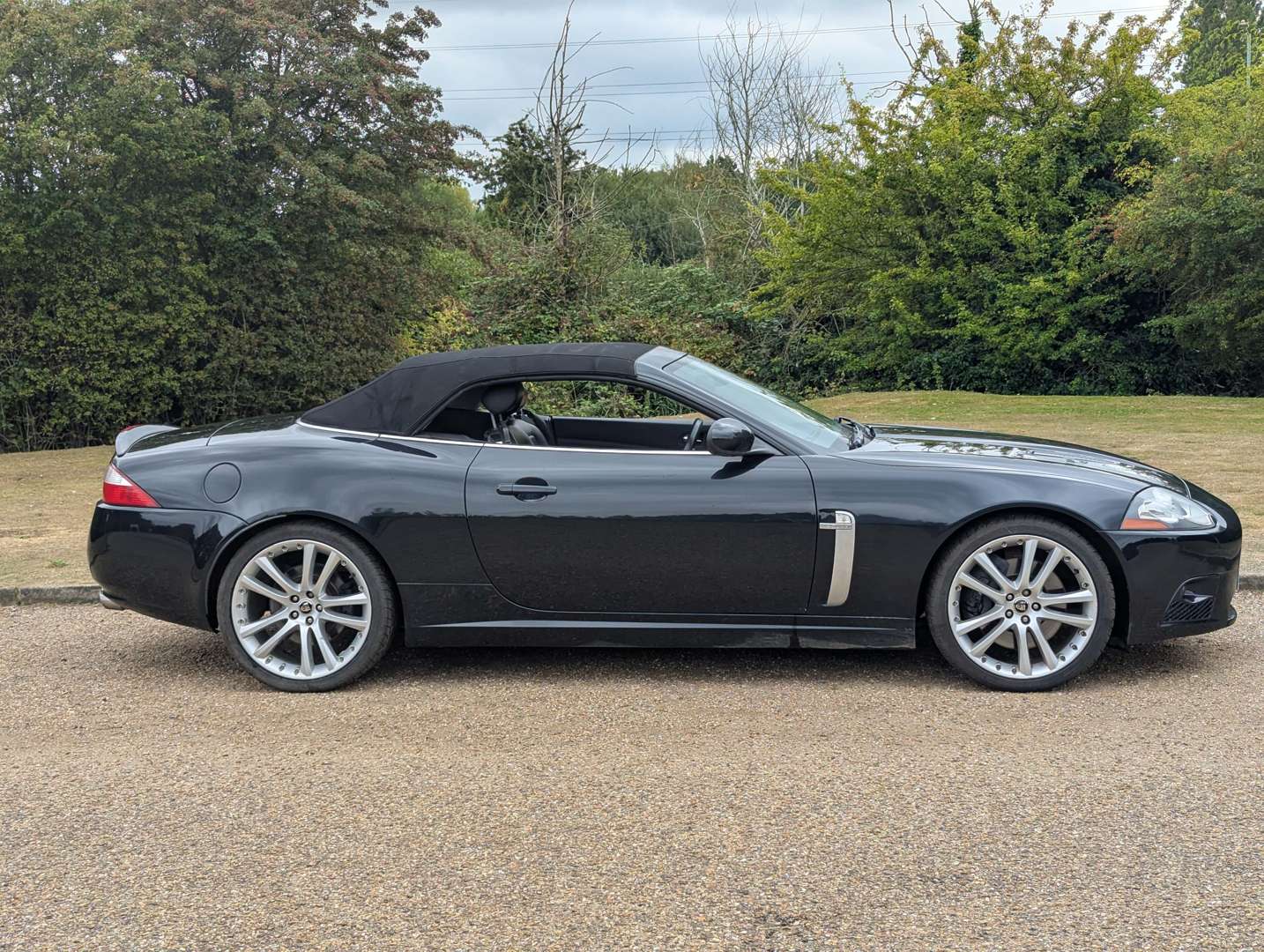 <p>2007 JAGUAR XKR 4.2 AUTO CONVERTIBLE</p>