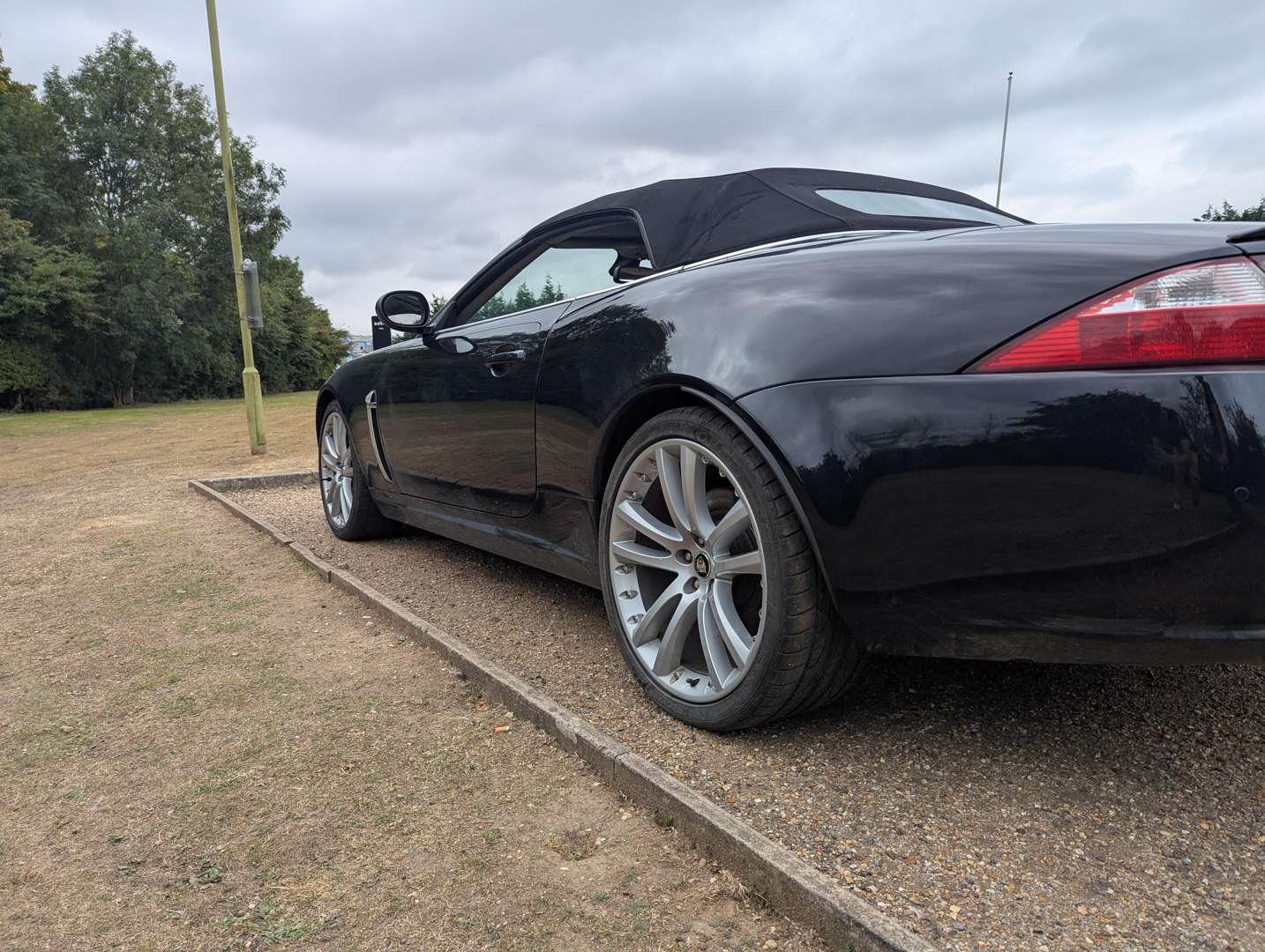 <p>2007 JAGUAR XKR 4.2 AUTO CONVERTIBLE</p>
