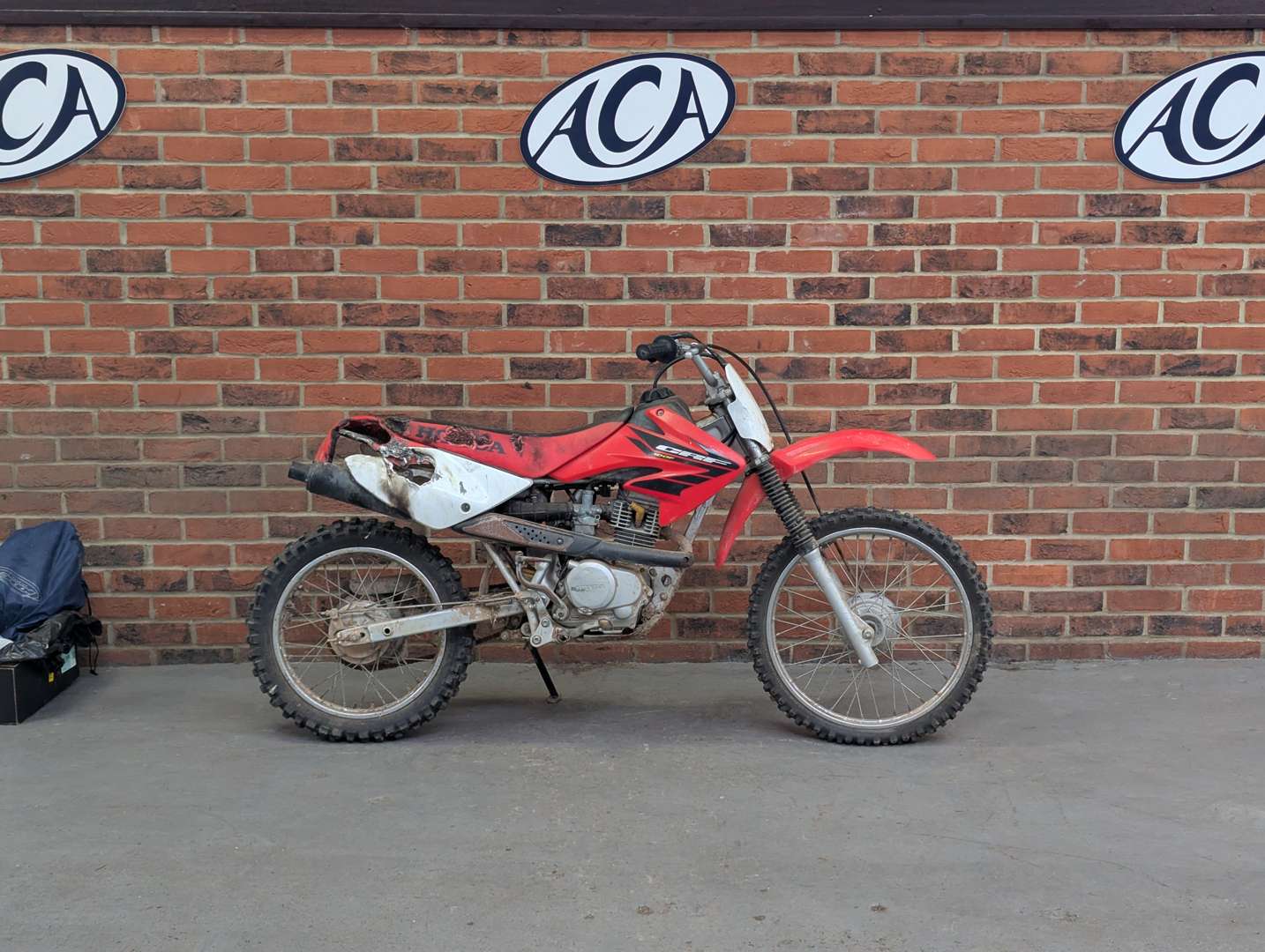 <p>HONDA CRF 100F</p>