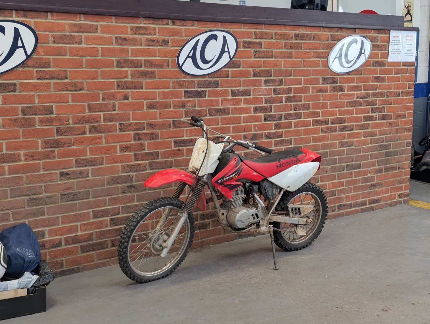 <p>HONDA CRF 100F</p>