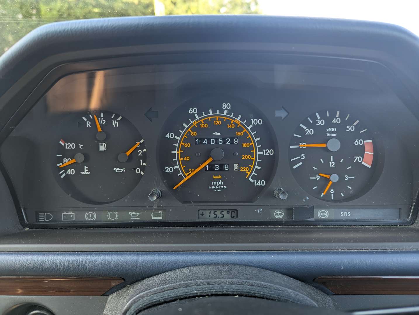<p>1990 MERCEDES 230CE AUTO</p>