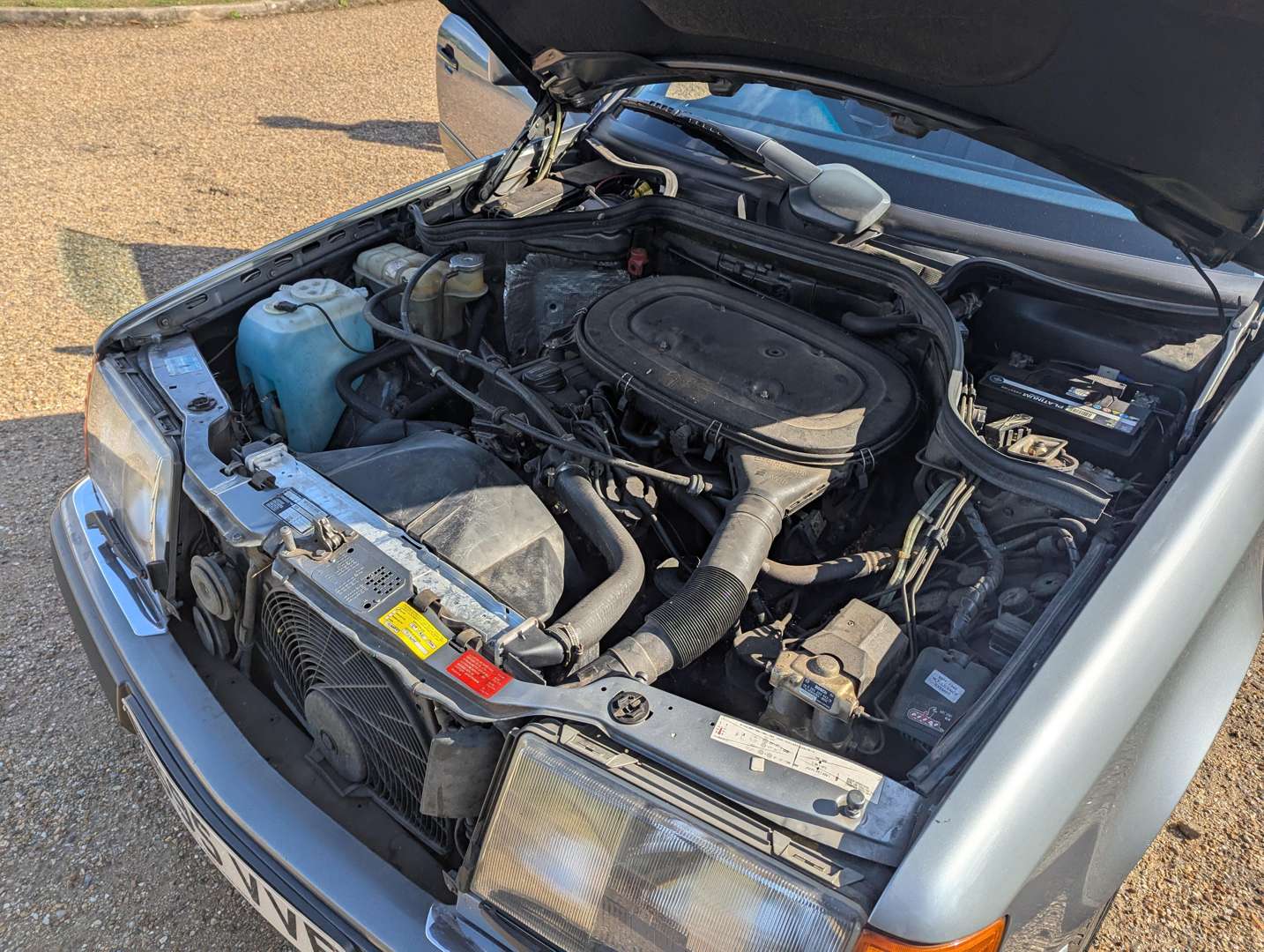 <p>1990 MERCEDES 230CE AUTO</p>