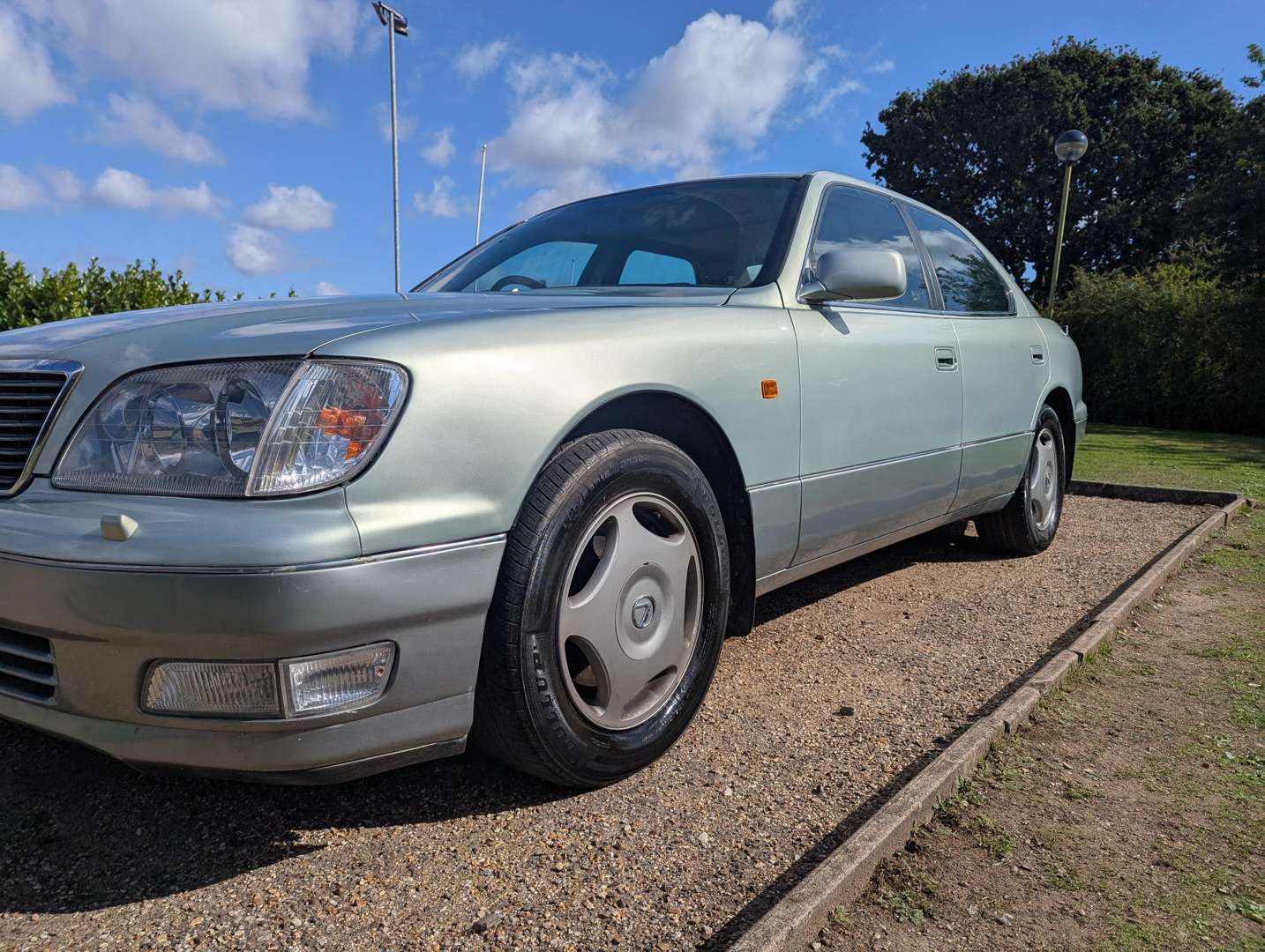 <p>1997 LEXUS LS400 AUTO</p>