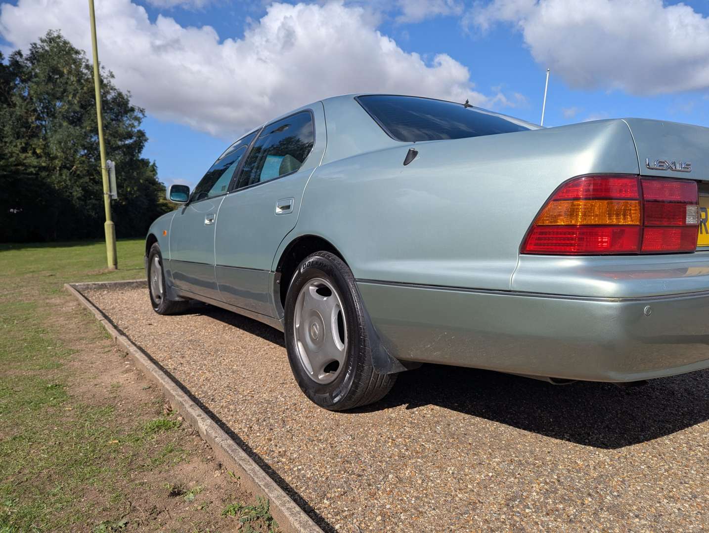 <p>1997 LEXUS LS400 AUTO</p>